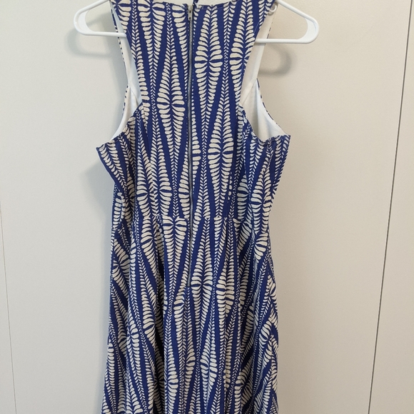 Patterned Dress - Picture 3 of 3